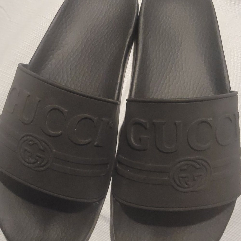 Gucci slides